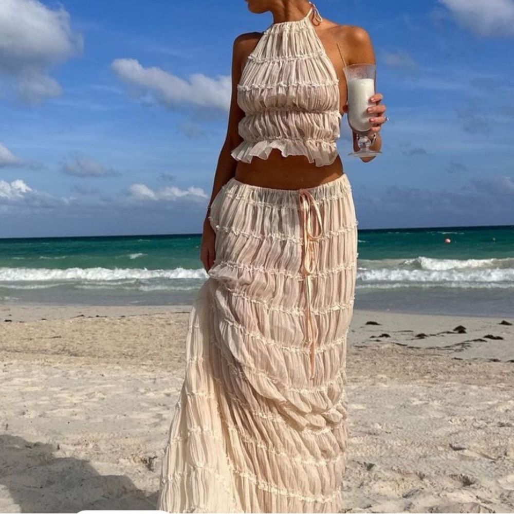 PLEATED BACK ELASTIC STRAPS ADJUSTABLE HALTER TANK AND MAXI SKIRT SET